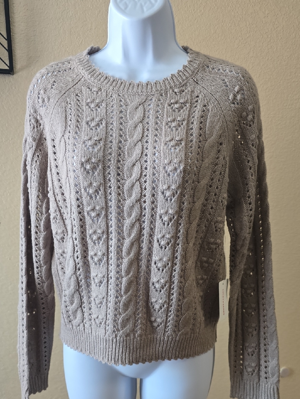 Cozy Cable Knit Crewneck Sweater - Neutral Beige